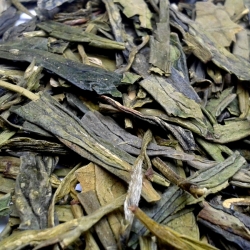 OM TEA Dračí studna - Lung Ching -