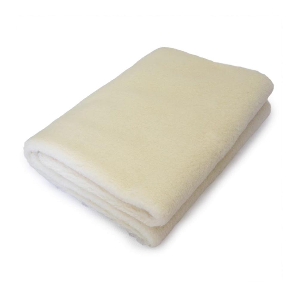 One-layer blanket made of sheep's wool